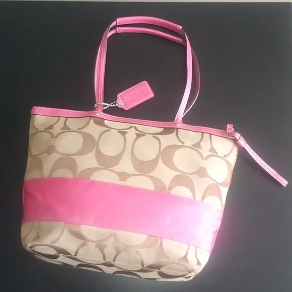 Coach - Picture 2 of 5